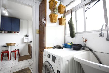 Apartamento à venda com 80m², 3 quartos e 1 vagaÁrea de Serviço