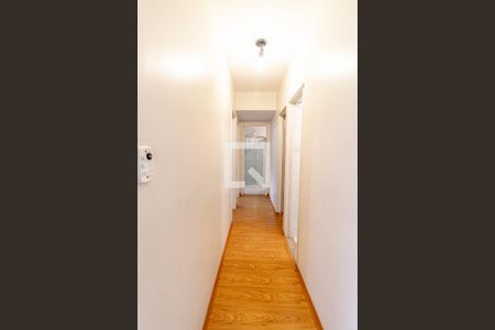 Corredor dos Quartos de apartamento à venda com 2 quartos, 75m² em Vila Dom Pedro I, São Paulo