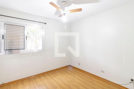 Apartamento à venda com 75m², 2 quartos e 1 vagaQuarto 02