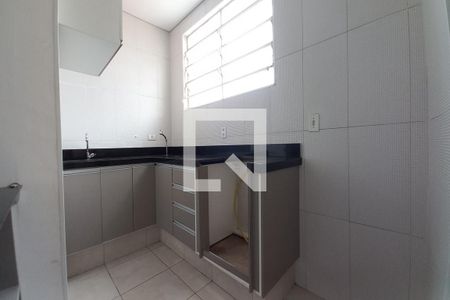 Cozinha  de apartamento para alugar com 1 quarto, 58m² em Centro, Campinas
