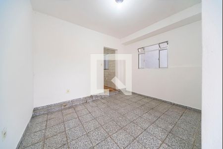 Sala de casa para alugar com 1 quarto, 60m² em Vila Luzita, Santo André