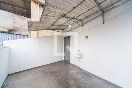 Casa para alugar com 60m², 1 quarto e sem vagaÁrea de Serviço