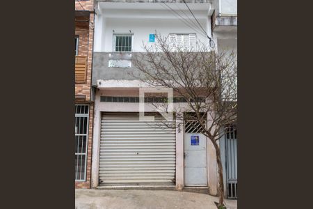 Casa para alugar com 72m², 2 quartos e sem vagaFachada