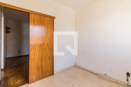 Dormitório de apartamento à venda com 2 quartos, 58m² em Sarandi, Porto Alegre