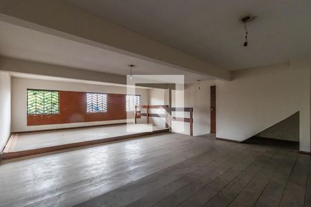 Sala piso inferior de casa à venda com 3 quartos, 339m² em Vila Boa Vista, Barueri