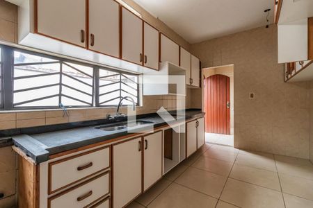 Casa à venda com 339m², 3 quartos e 4 vagasCozinha