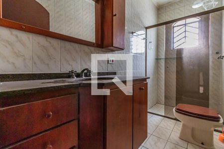 Casa à venda com 339m², 3 quartos e 4 vagasBanheiro Social