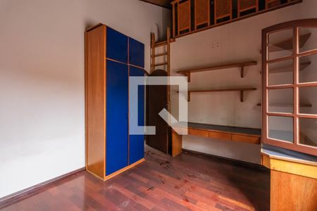 Casa à venda com 339m², 3 quartos e 4 vagasQuarto 1