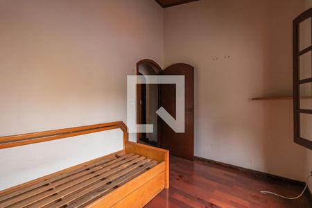 Casa à venda com 339m², 3 quartos e 4 vagasQuarto 2