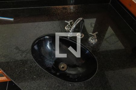 Casa à venda com 339m², 3 quartos e 4 vagasBanheiro da Suíte