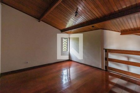 Casa à venda com 339m², 3 quartos e 4 vagasSala íntima