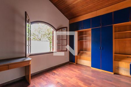 Casa à venda com 339m², 3 quartos e 4 vagasQuarto 1