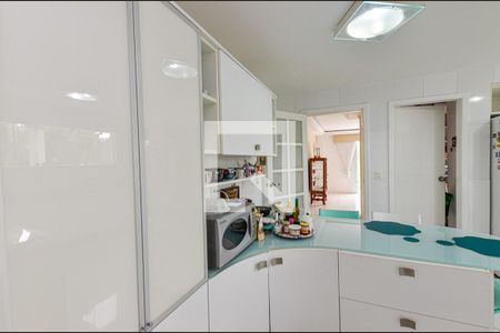 Casa de condomínio à venda com 290m², 4 quartos e 1 vagaCozinhaentr