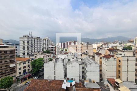 Apartamento à venda com 81m², 3 quartos e 1 vagaÁrea de Serviço vista