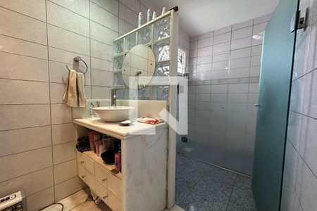 Casa à venda com 300m², 5 quartos e 2 vagasBanheiro