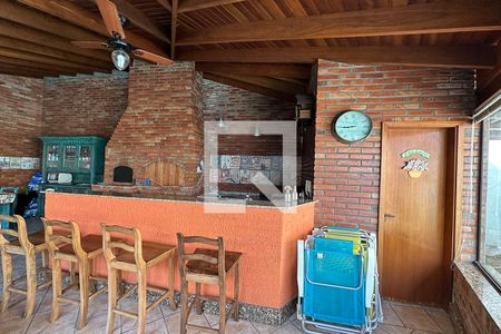 Casa à venda com 300m², 5 quartos e 2 vagasQuiosque