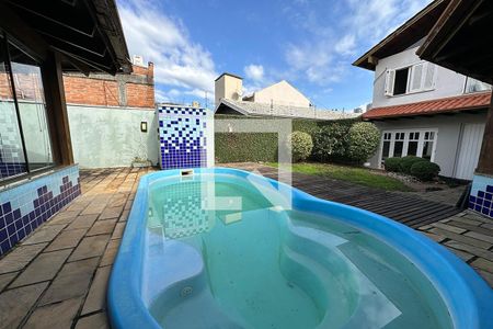 Casa à venda com 300m², 5 quartos e 2 vagasCozinha