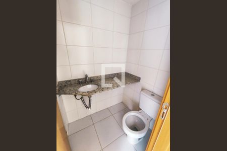 Apartamento à venda com 75m², 3 quartos e 2 vagas Apartamento à venda com 75m², 3 quartos e 2 vagasBanheiro 1