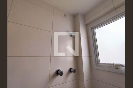 Apartamento à venda com 75m², 3 quartos e 2 vagas Apartamento à venda com 75m², 3 quartos e 2 vagasBanheiro da Suíte