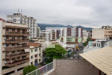 Vista Quarto 01  de apartamento à venda com 3 quartos, 81m² em Cachambi, Rio de Janeiro