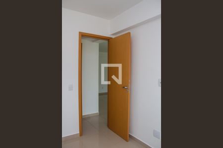 Apartamento à venda com 81m², 3 quartos e 1 vagaQuarto 02