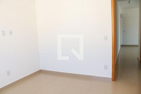 Apartamento à venda com 94m², 4 quartos e 2 vagasQuarto 2