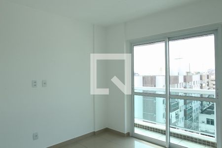 Apartamento à venda com 94m², 4 quartos e 2 vagasQuarto 4