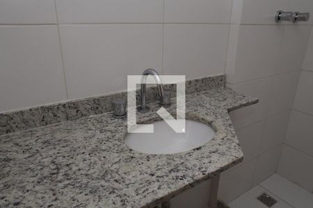 Apartamento à venda com 94m², 4 quartos e 2 vagasBanheiro 1