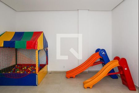 Apartamento à venda com 94m², 4 quartos e 2 vagas Apartamento à venda com 94m², 4 quartos e 2 vagasÁrea Comum - Brinquedoteca