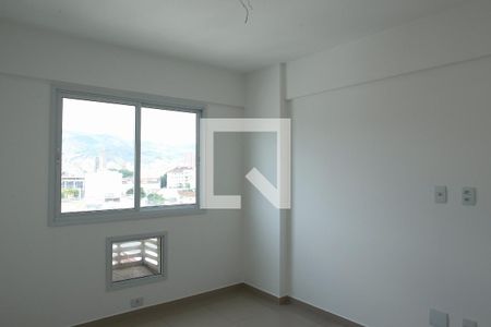 Apartamento à venda com 94m², 4 quartos e 2 vagasQuarto 2