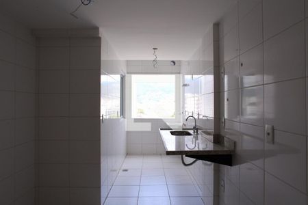 Apartamento à venda com 94m², 4 quartos e 2 vagasCozinha e Área de Serviço