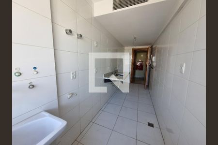 Apartamento à venda com 82m², 3 quartos e 2 vagasCozinha