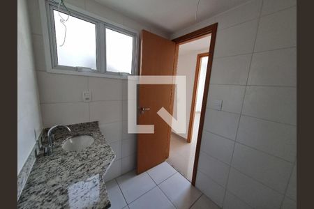 Apartamento à venda com 82m², 3 quartos e 2 vagasBanheiro Social