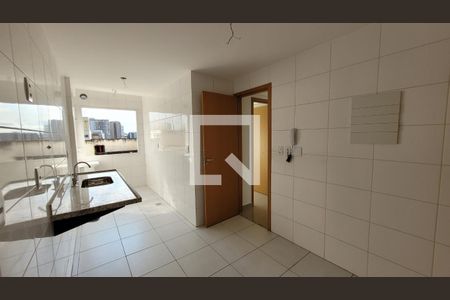 Apartamento à venda com 81m², 3 quartos e 2 vagasCozinha