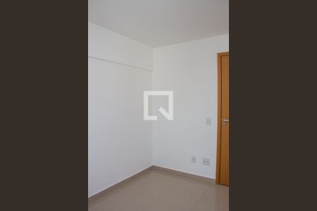 Apartamento à venda com 81m², 3 quartos e 2 vagasQuarto 01