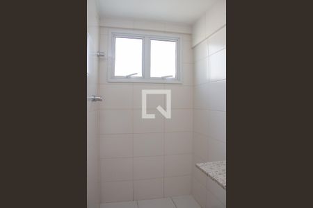 Apartamento à venda com 81m², 3 quartos e 2 vagasBanheiro da Suíte