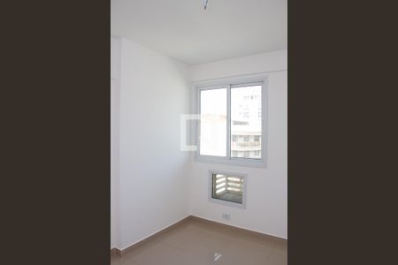 Apartamento à venda com 81m², 3 quartos e 2 vagasQuarto 01