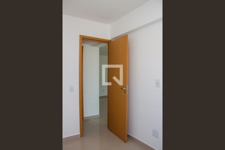 Apartamento à venda com 81m², 3 quartos e 2 vagasQuarto 02