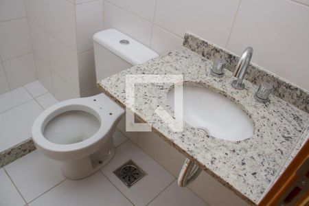 Apartamento à venda com 81m², 3 quartos e 2 vagasBanheiro Social