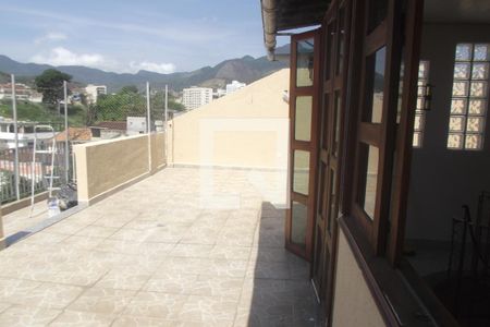 Apartamento à venda com 180m², 2 quartos e 1 vagaÁrea Externa