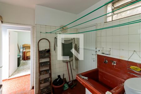 Casa à venda com 278m², 4 quartos e 4 vagasÁrea de Serviço