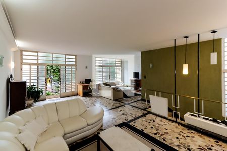 Casa à venda com 278m², 4 quartos e 4 vagasSala 2