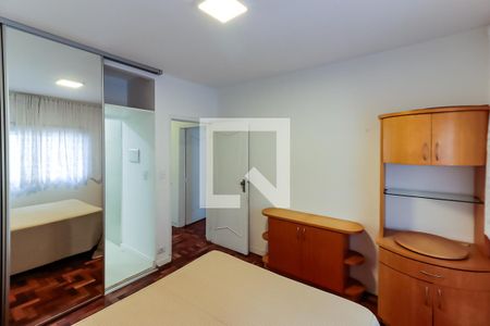 Casa à venda com 278m², 4 quartos e 4 vagasSuíte 2