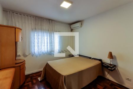 Casa à venda com 278m², 4 quartos e 4 vagasSuíte 2