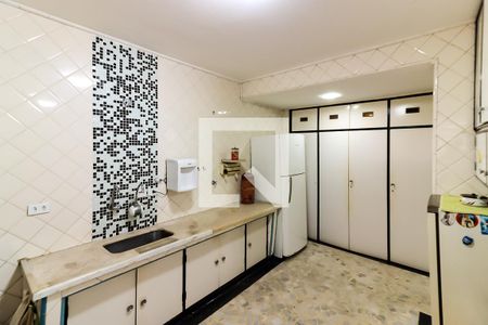 Casa à venda com 278m², 4 quartos e 4 vagasCozinha