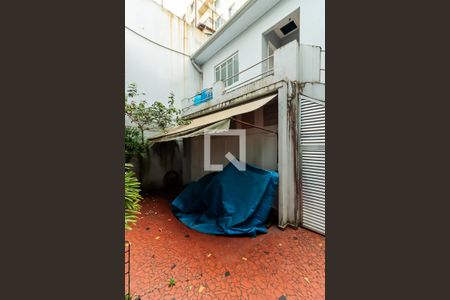 Casa à venda com 278m², 4 quartos e 4 vagasQuintal