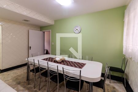 Casa à venda com 278m², 4 quartos e 4 vagasCopa