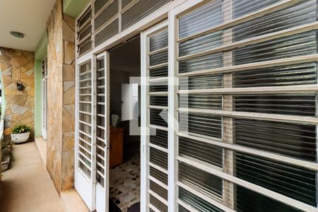 Casa à venda com 278m², 4 quartos e 4 vagasSacada 2