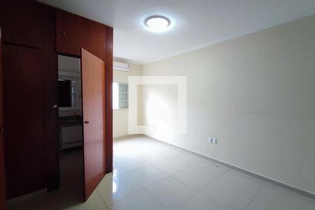 Casa para alugar com 225m², 5 quartos e 2 vagasSuíte
