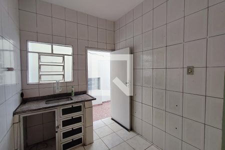 Casa para alugar com 225m², 5 quartos e 2 vagasEdícula - Cozinha